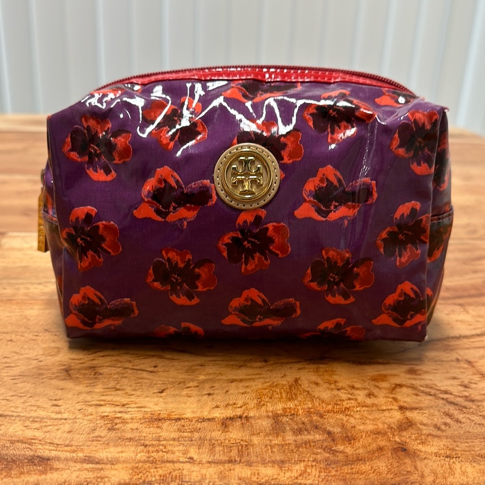 Tory Burch cosmetic case